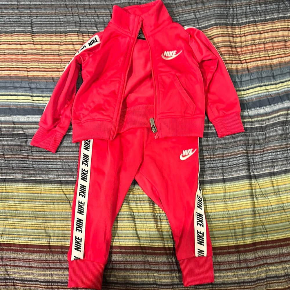 12m Girl’s Nike Suit